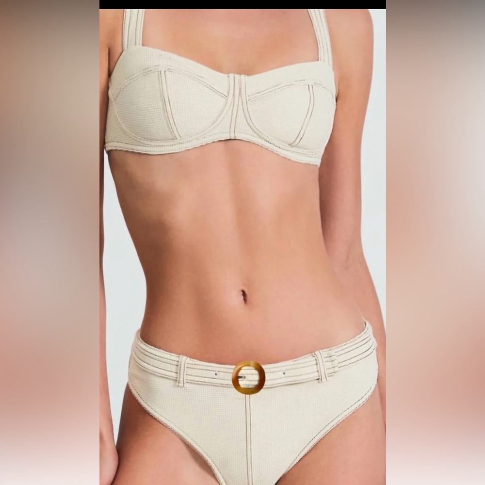 Devon Windsor bikini top